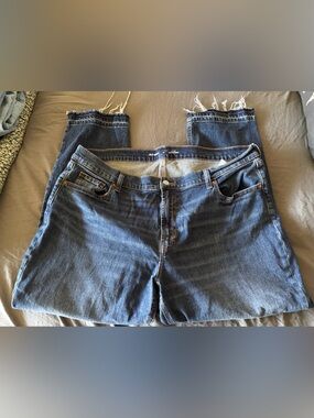 Old Navy Blue Denim Boyfriend Jeans Waistband Detail
